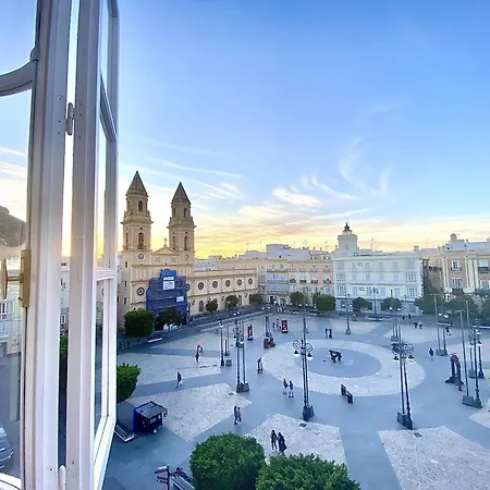 Inncadizpalacio Apolo Cadiz