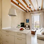 Inncadizpalacio Apolo Apartment *