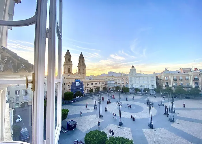 Inncadizpalacio Apolo Cadiz