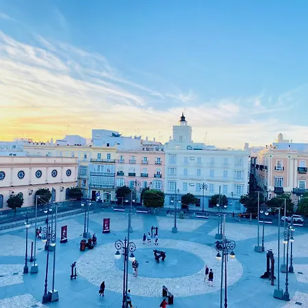 Inncádizpalacio Apolo *